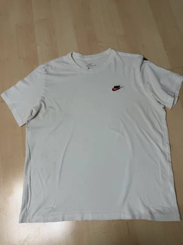 Nike camiseta básica blanca XL manga corta streetwear, blanco