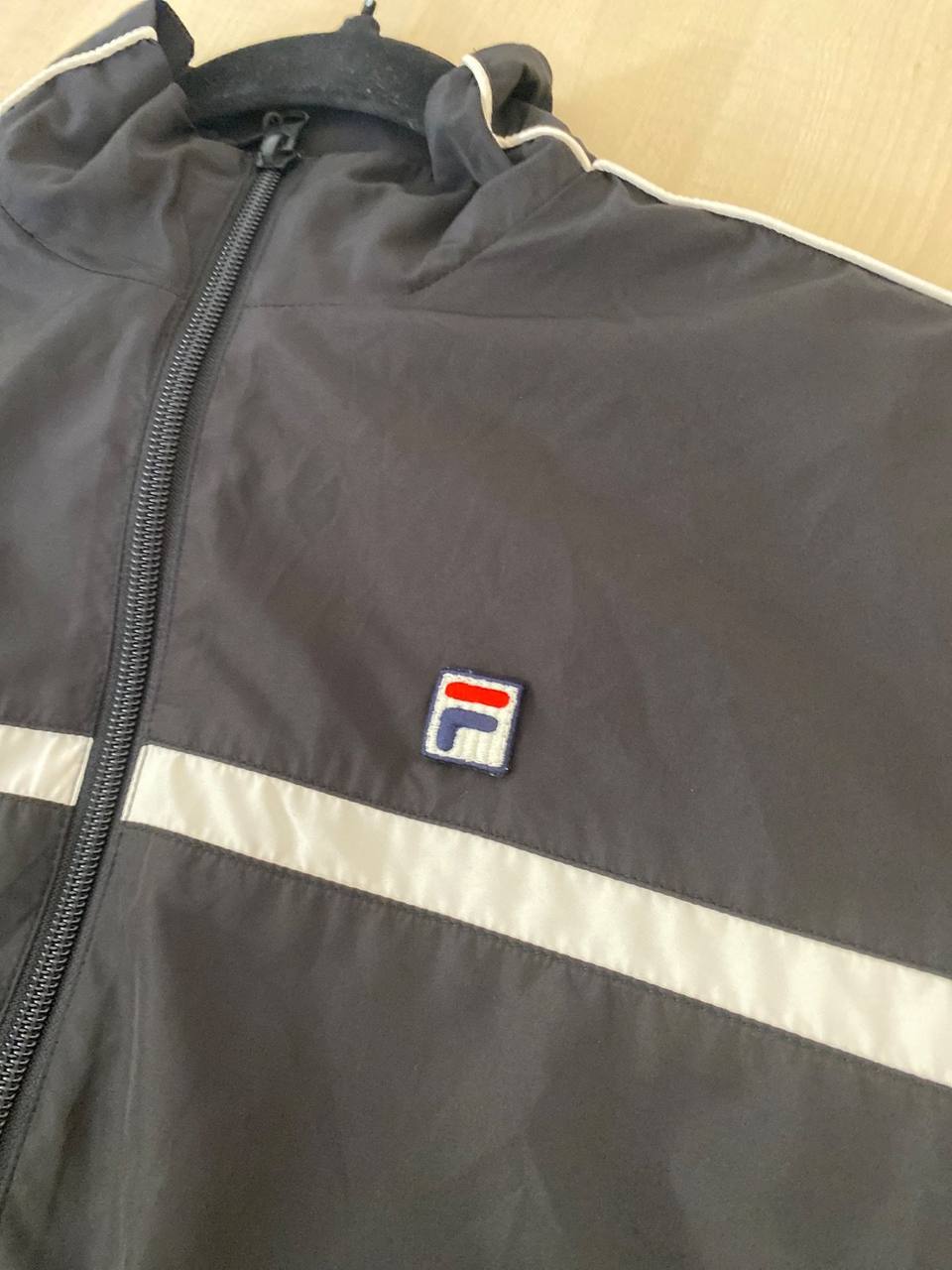 Fila chaqueta chándal niño negra cortavientos vintage retro — foto 3