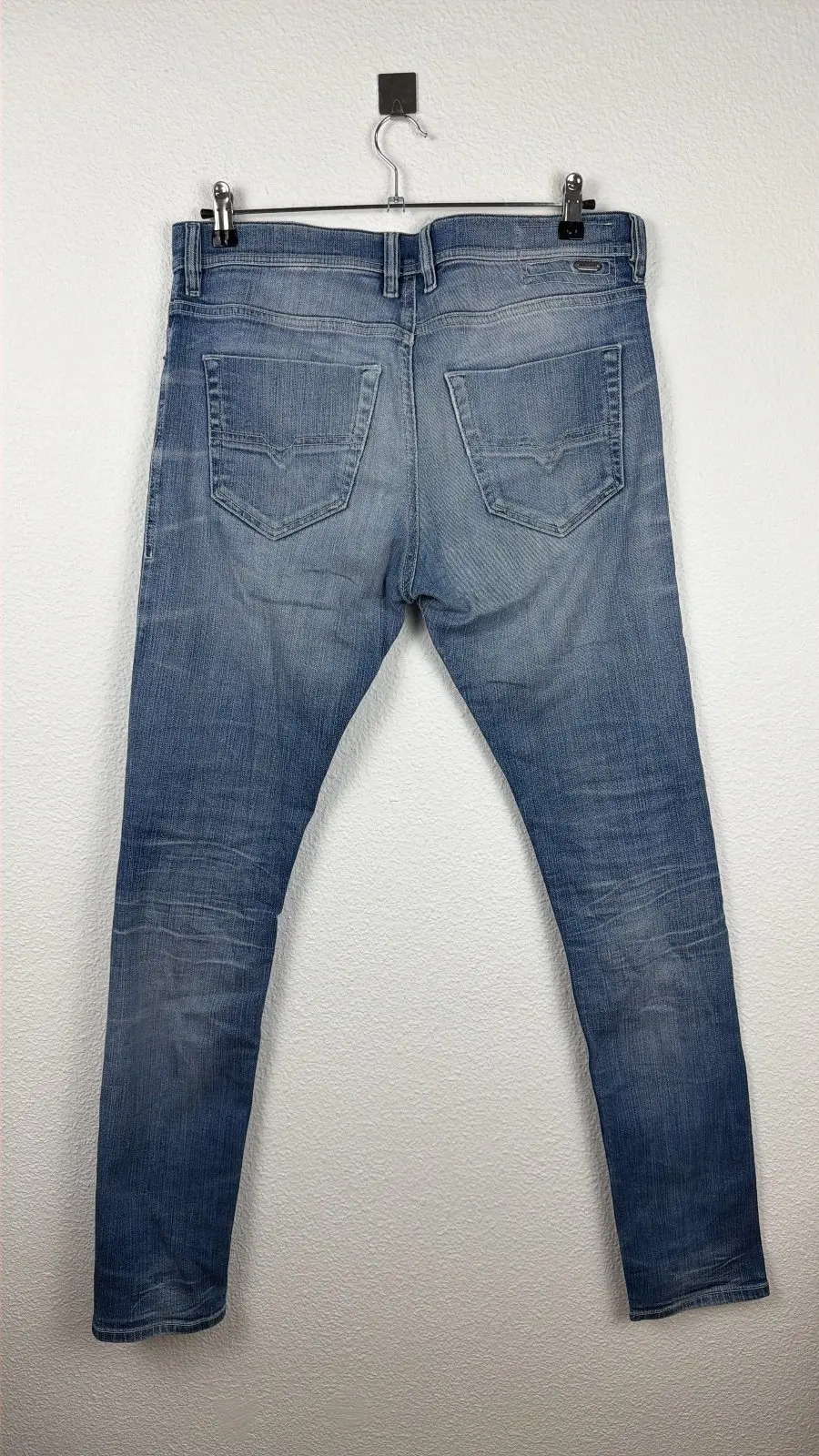 Diesel jeans vaqueros slim desgastados azul claro vintage — foto 3