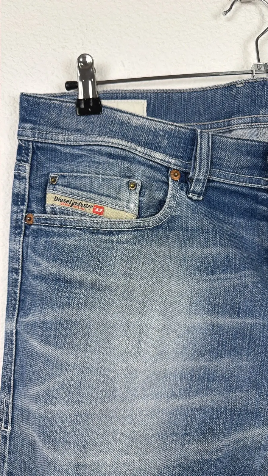 Diesel jeans vaqueros slim desgastados azul claro vintage — foto 2