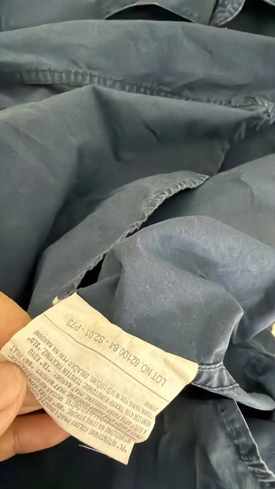 Camisa vintage azul marino manga larga bolsillo pecho — foto 3