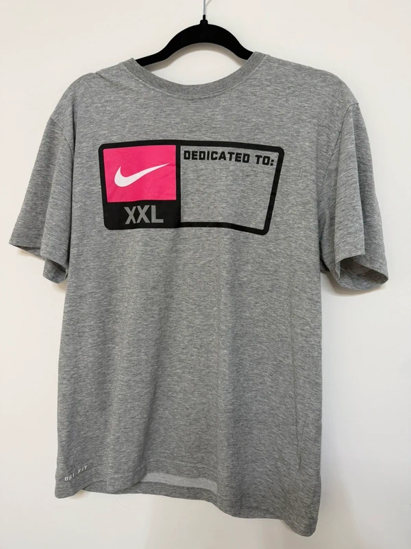 Camiseta Nike Dri-Fit Gris Jaspeado Estampado "Dedicated To" Talla M