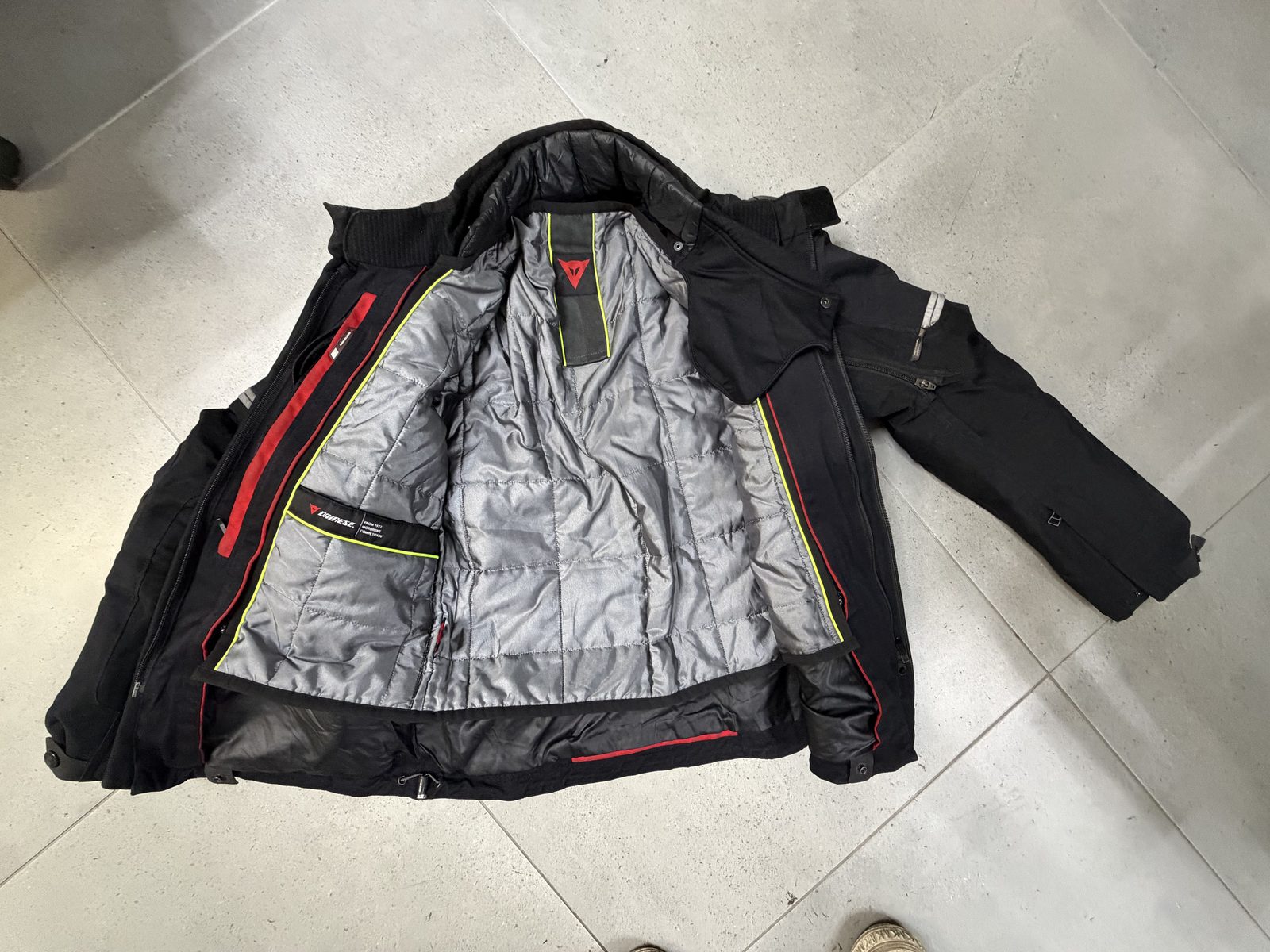 Dainese Touring chaqueta moto negra T48 forro térmico — foto 8