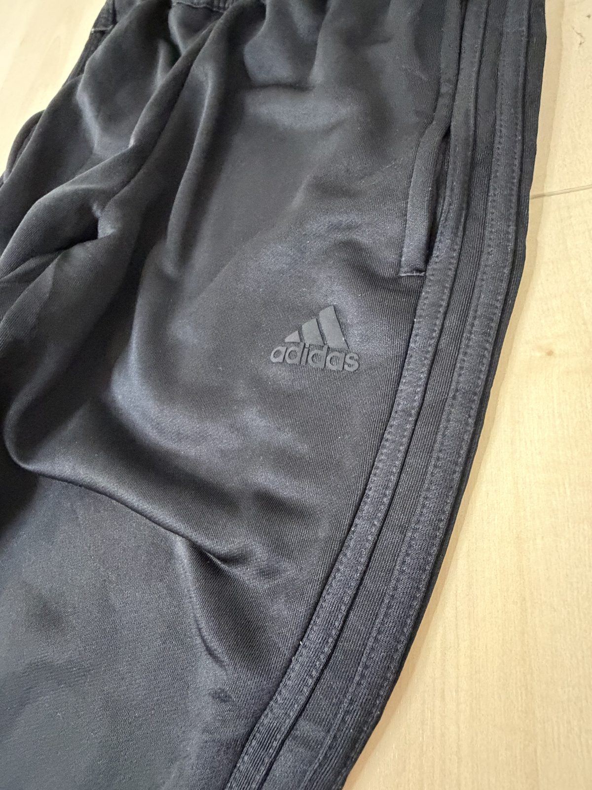Adidas pantalón chándal Tiro AEROREADY Negro S Streetwear — foto 4