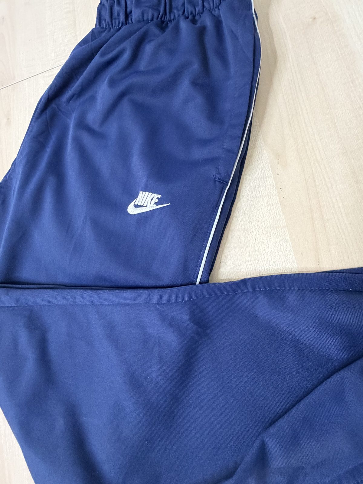 Pantalón chándal Nike jogger L azul marino piping vintage — foto 7