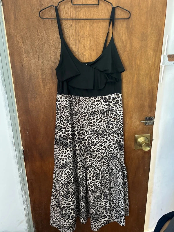 Vestido midi animal print leopardo talla XL tirantes negro