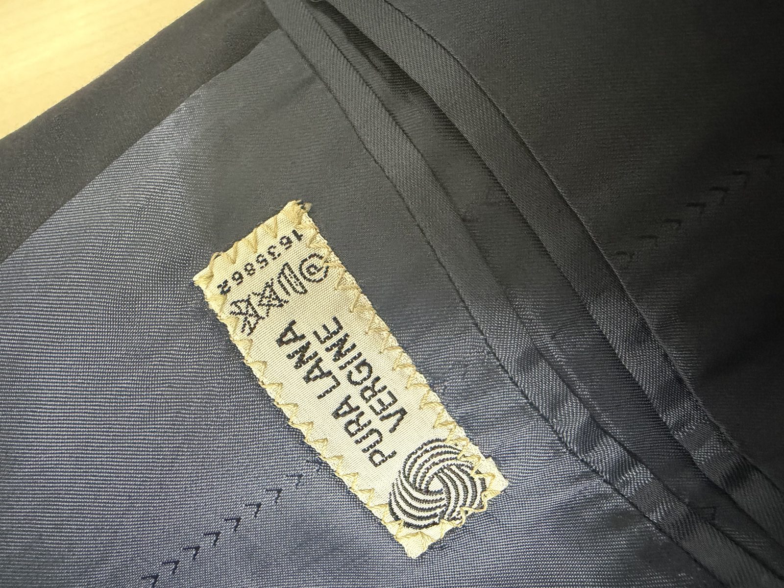 V/2 by Versace Americana Negra Vintage 90s Blazer Italia — foto 5