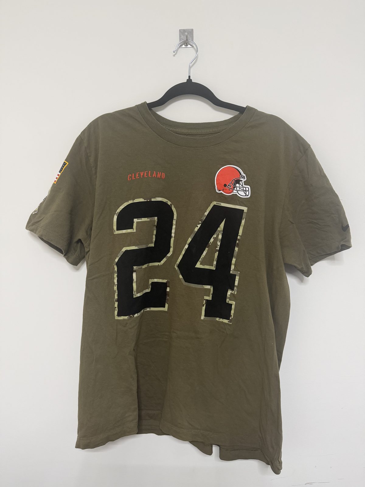 Camiseta Nike NFL Cleveland Browns Nick Chubb 24 Salute to Service Talla XL