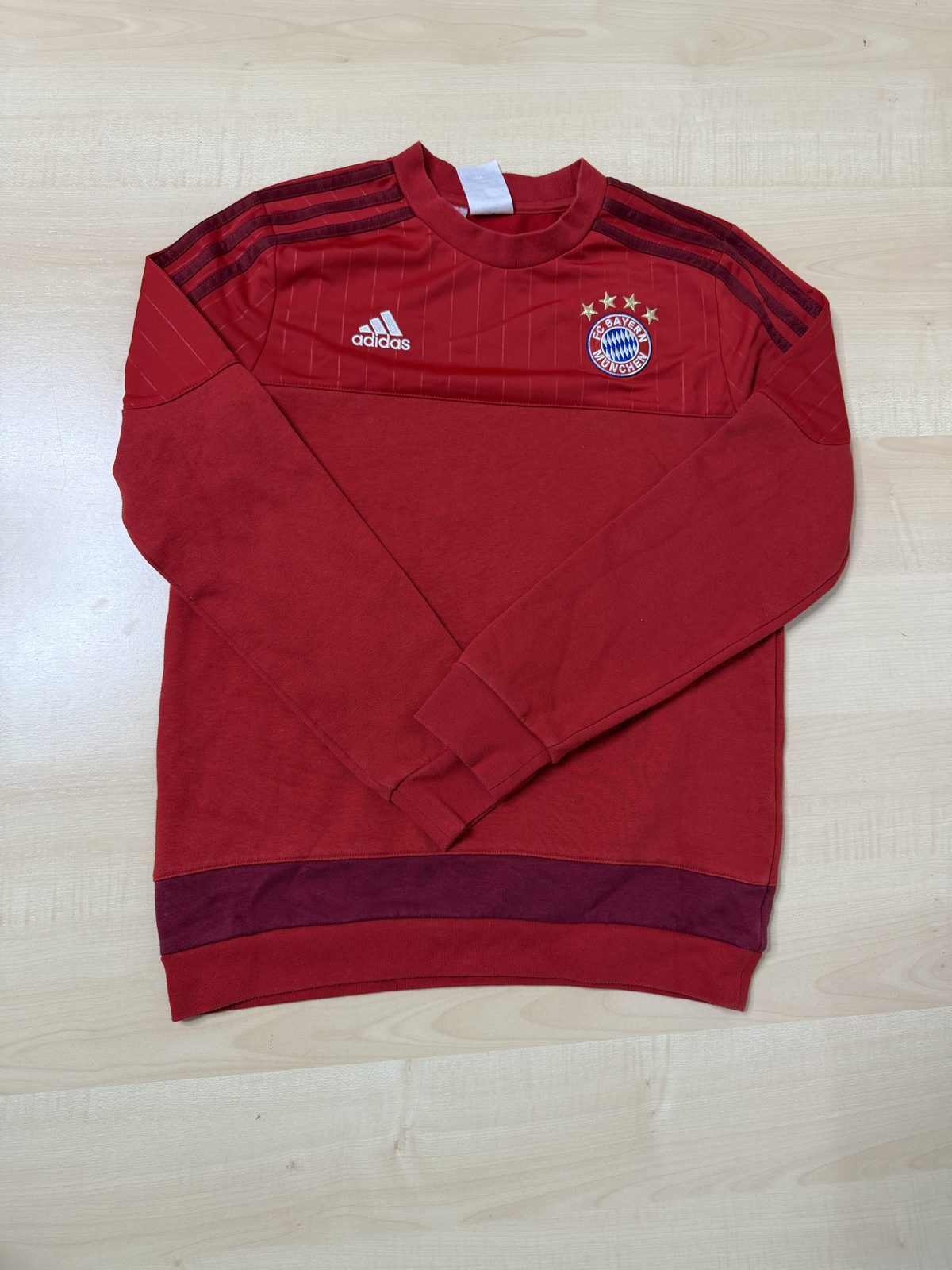 Adidas sudadera Bayern Múnich Talla 152 11-12 años Roja — foto 3