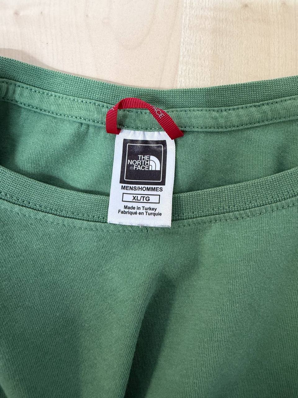 Camiseta The North Face Verde Box Logo Talla XL | Never Stop Exploring — foto 5