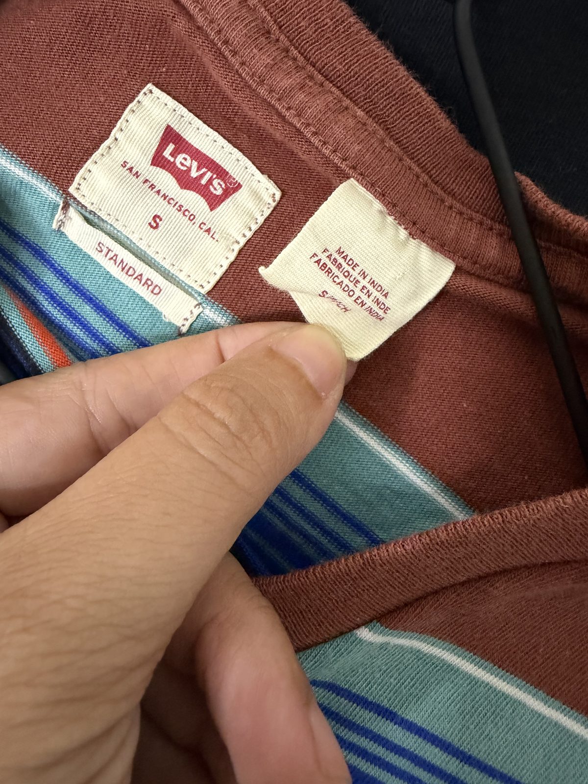 Levi's camiseta rayas multicolor talla S vintage streetwear — foto 4