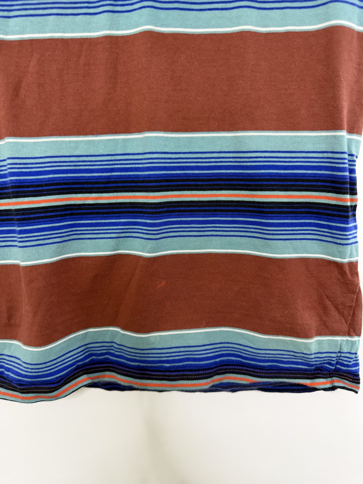Levi's camiseta rayas multicolor talla S vintage streetwear — foto 6