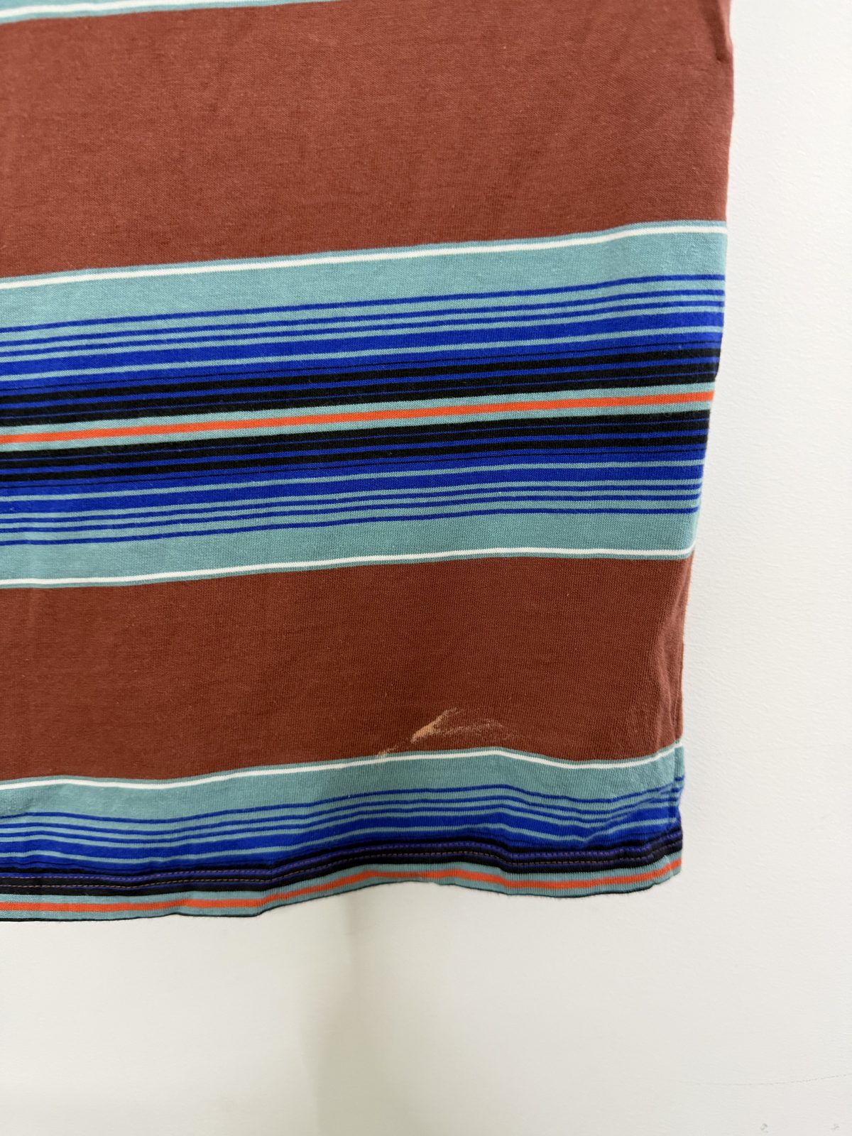Levi's camiseta rayas multicolor talla S vintage streetwear — foto 2