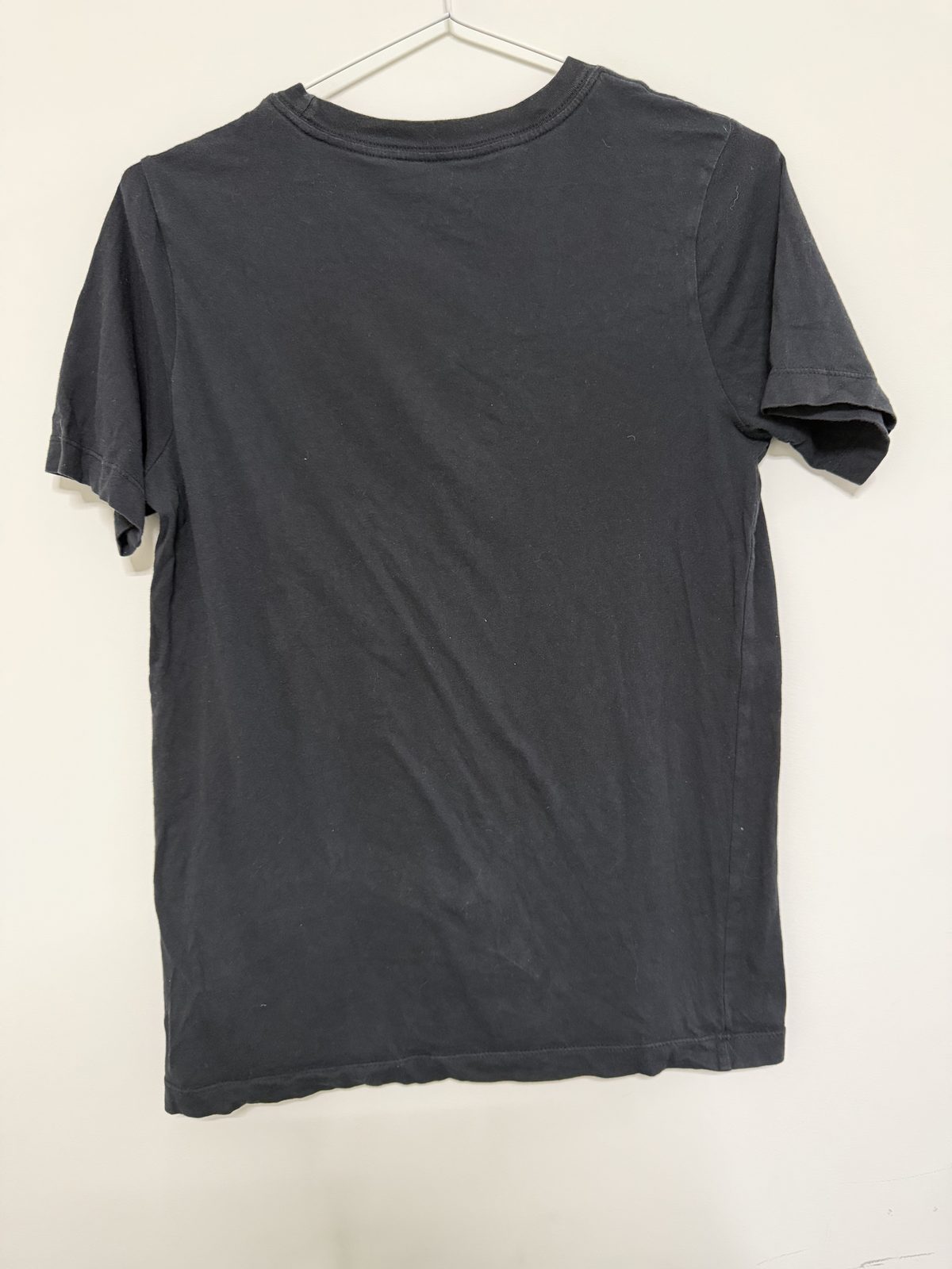 Nike Camiseta Niño XL Junior Negra The Nike Tee Estampada — foto 2