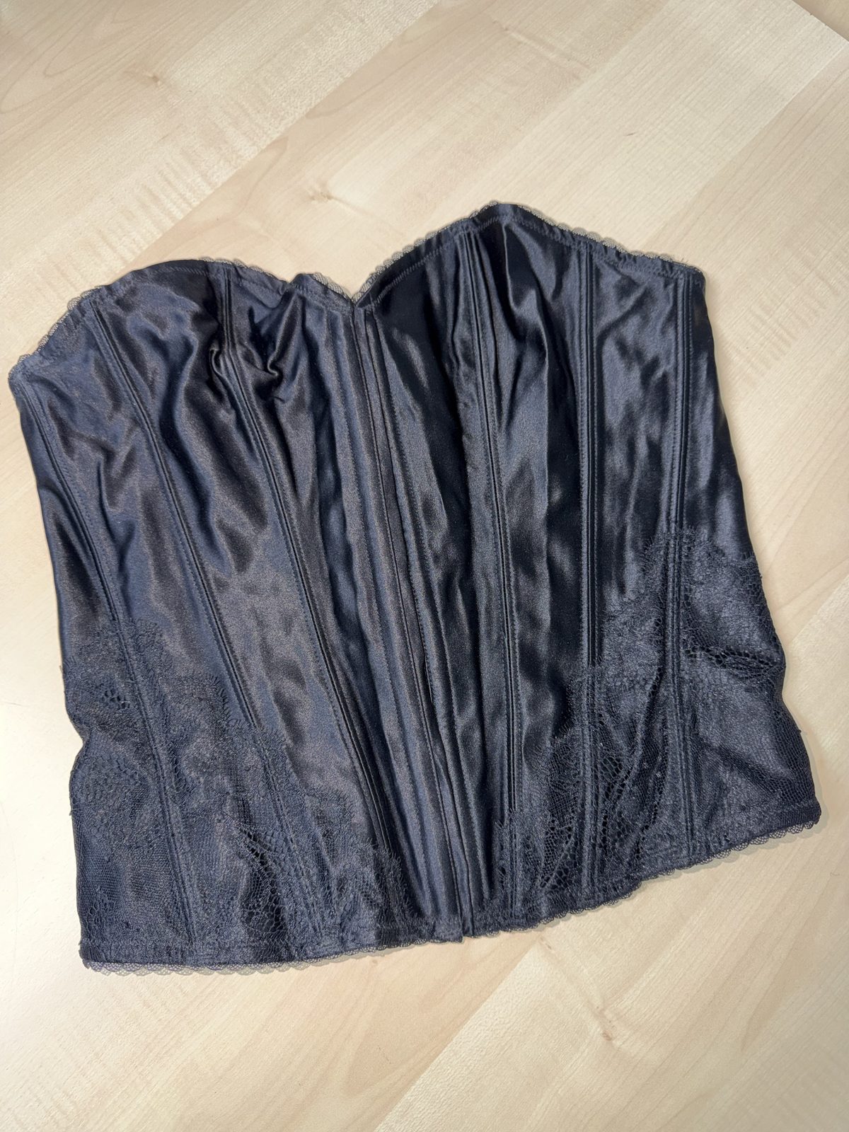 Corse bustier Ceriso M&S negro 90C/34C encaje gotico — foto 2