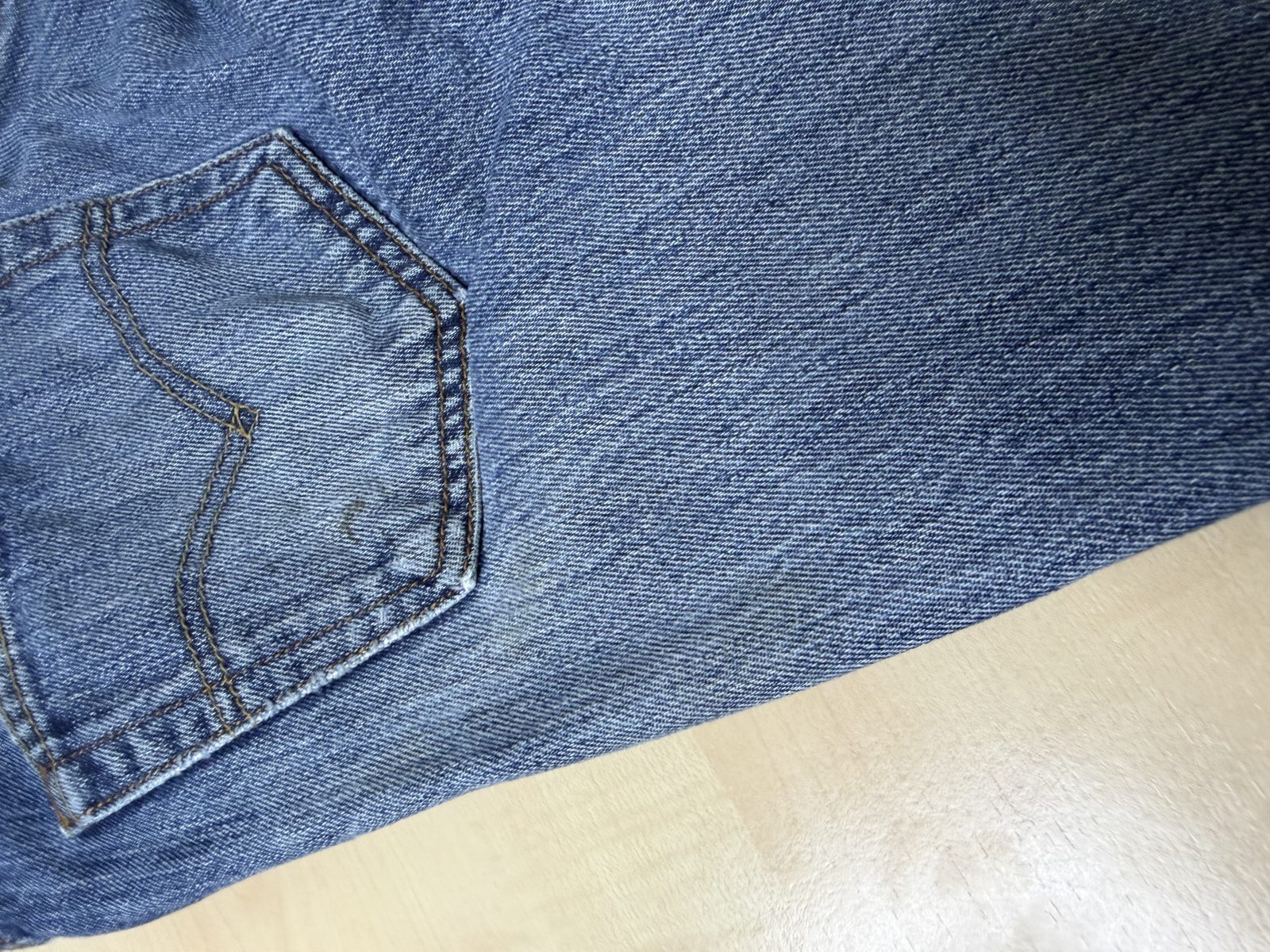Levi's 501 vaquero recto azul vintage clásico americano — foto 4