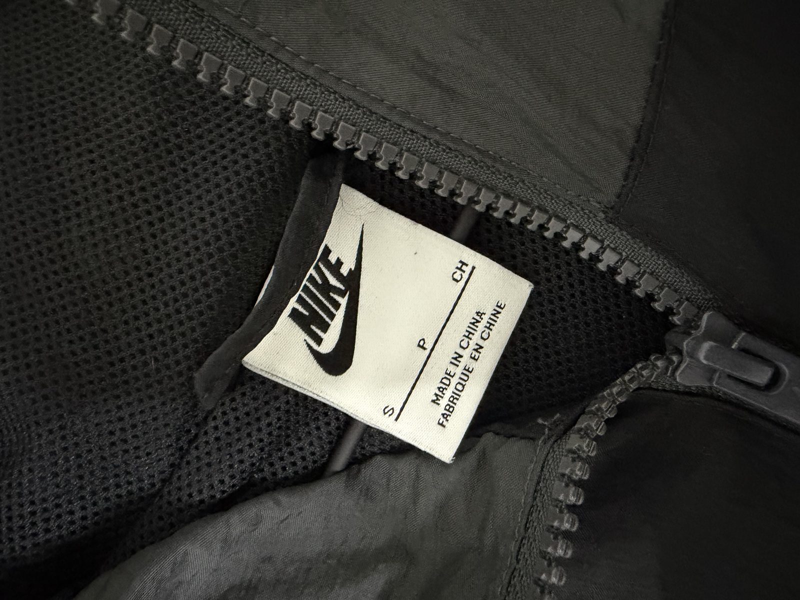 Nike cortavientos negro talla S vintage streetwear tricolor — foto 6