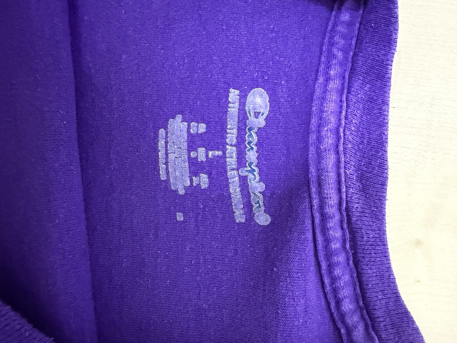 Champion camiseta manga corta Talla L morado vintage streetwear — foto 3