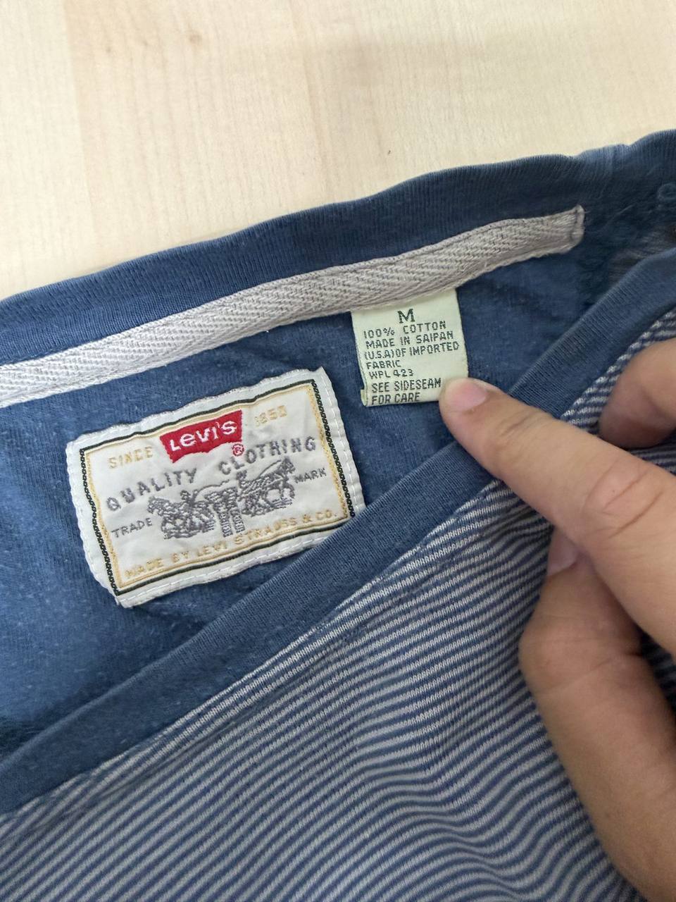 Camiseta Levi's Vintage 1995 Rayas Color Block | Made in USA | Talla M Oversize 90s, azul — foto 4