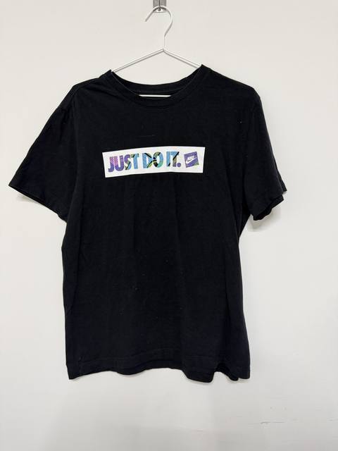 Nike Camiseta The Nike Tee Talla M Negra Básica Vintage