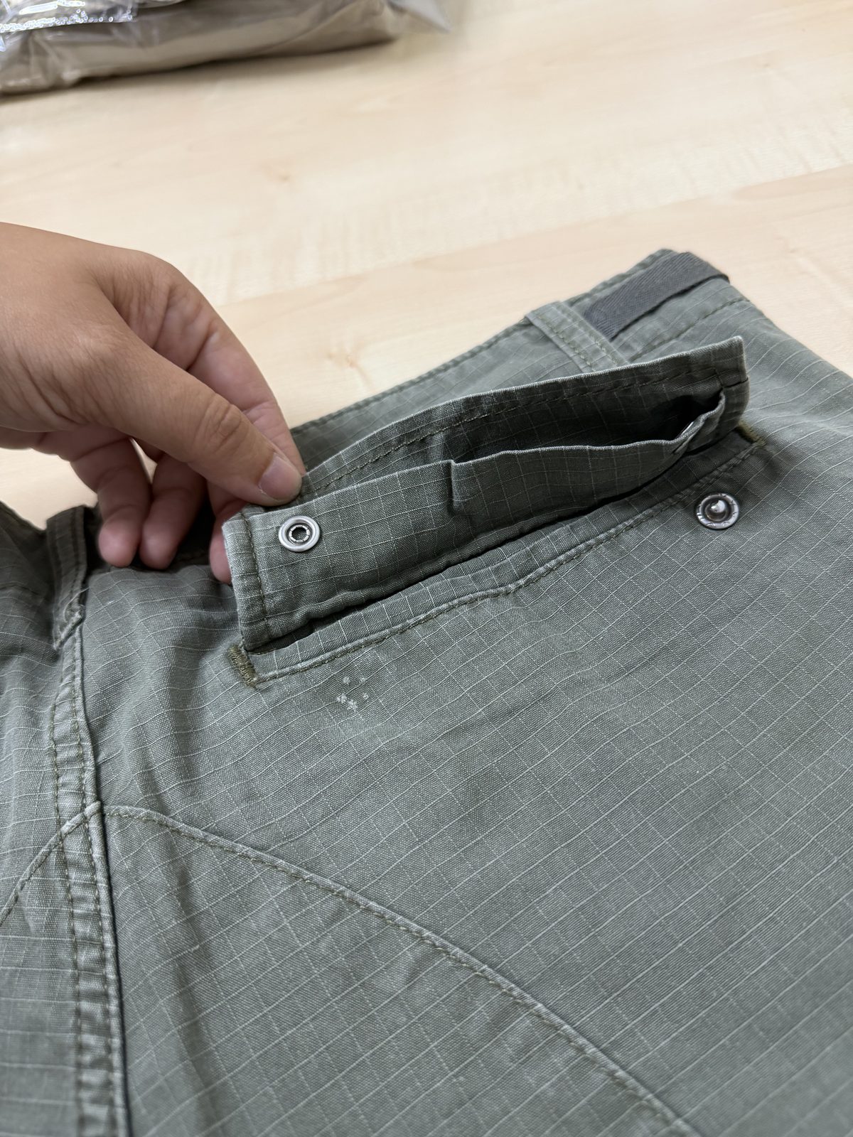 Bermuda cargo militar verde caqui Talla M/L ripstop vintage — foto 8