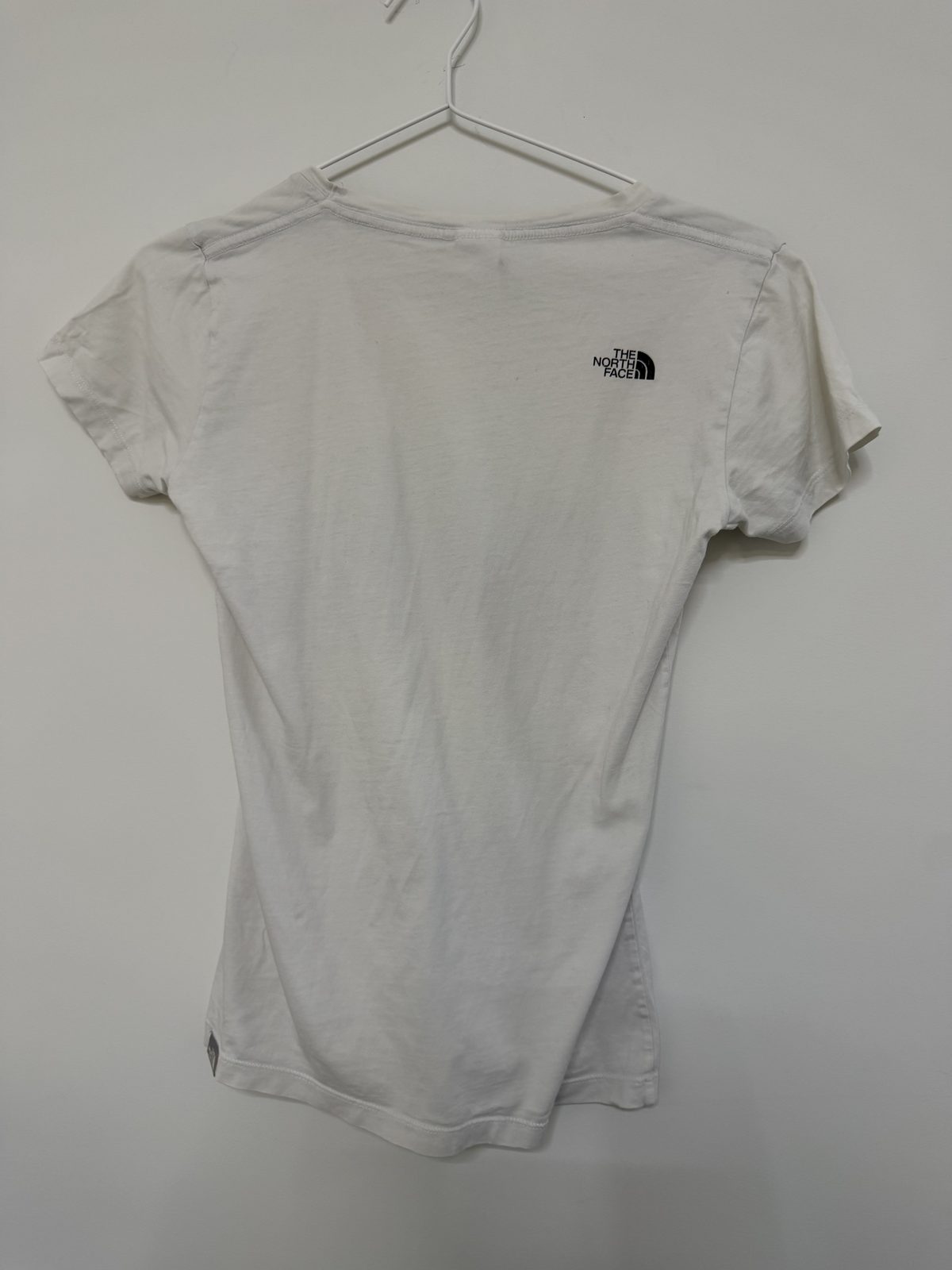 Camiseta The North Face blanca Mujer Talla S - Logo Básico Gorpcore — foto 2