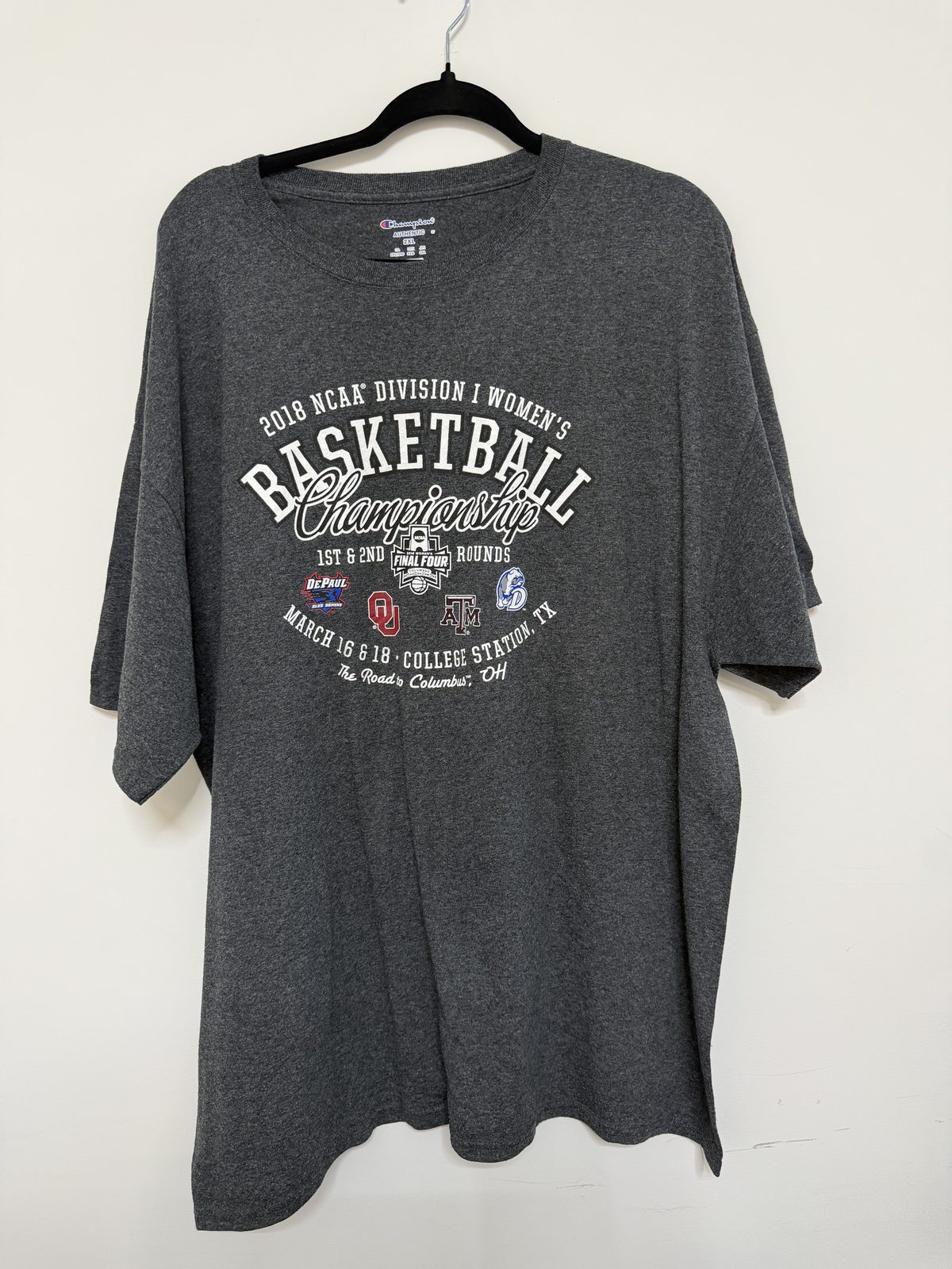 Camiseta Champion NCAA Basketball 2018 Oversize XXL Gris Jaspeado