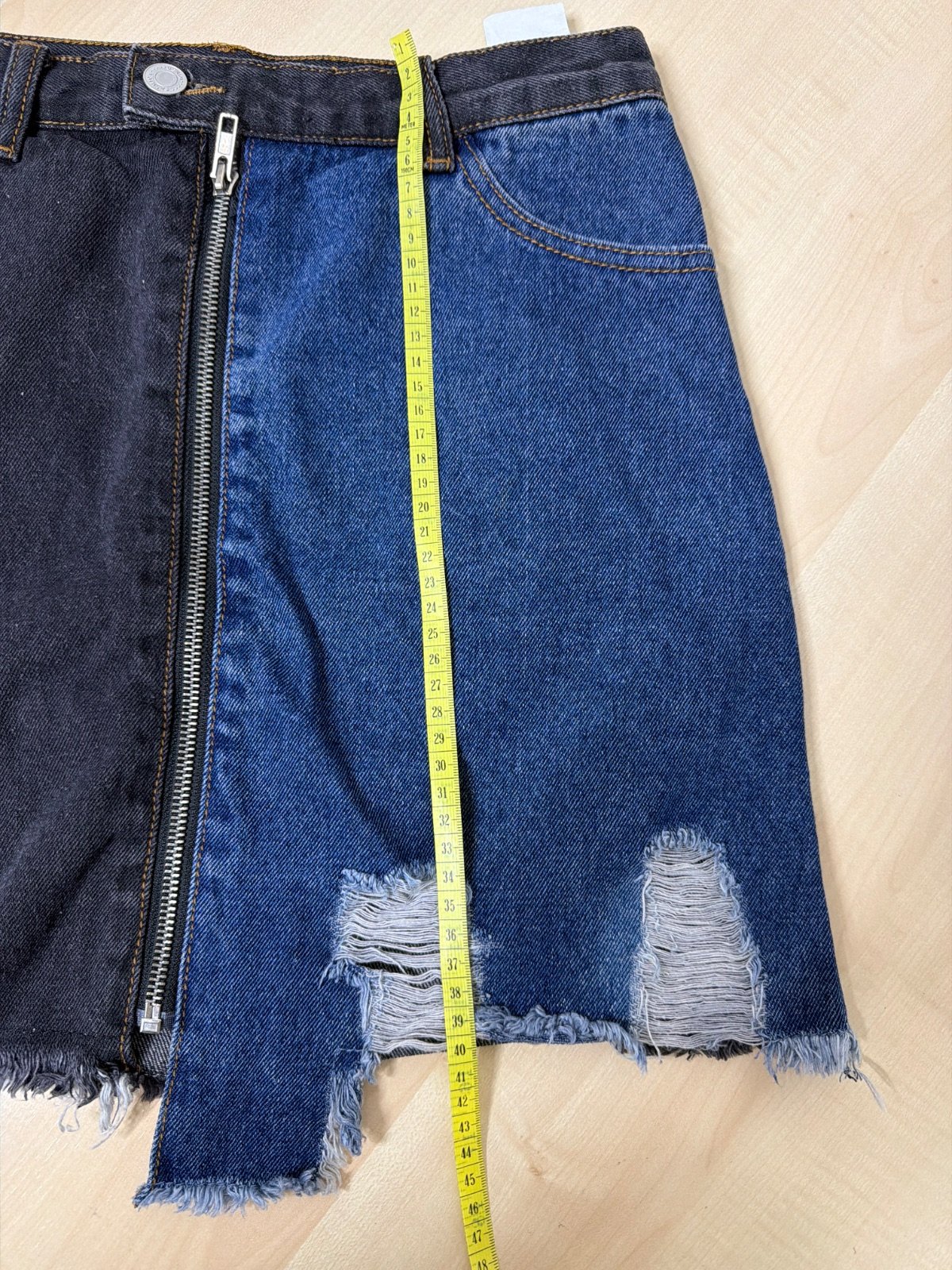 Falda vaquera denim bicolor Talla S deshilachada grunge — foto 7