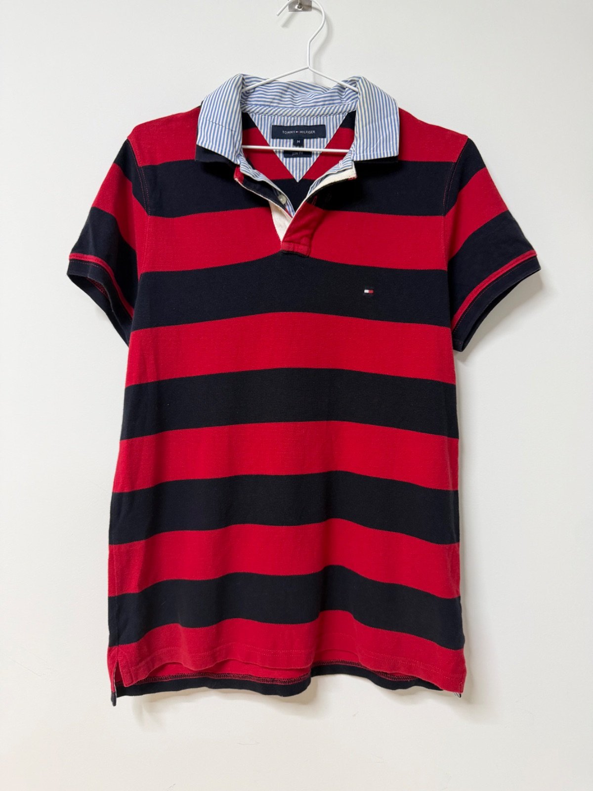 Polo Tommy Hilfiger Rayas Rojo y Azul Marino Talla M Slim Fit