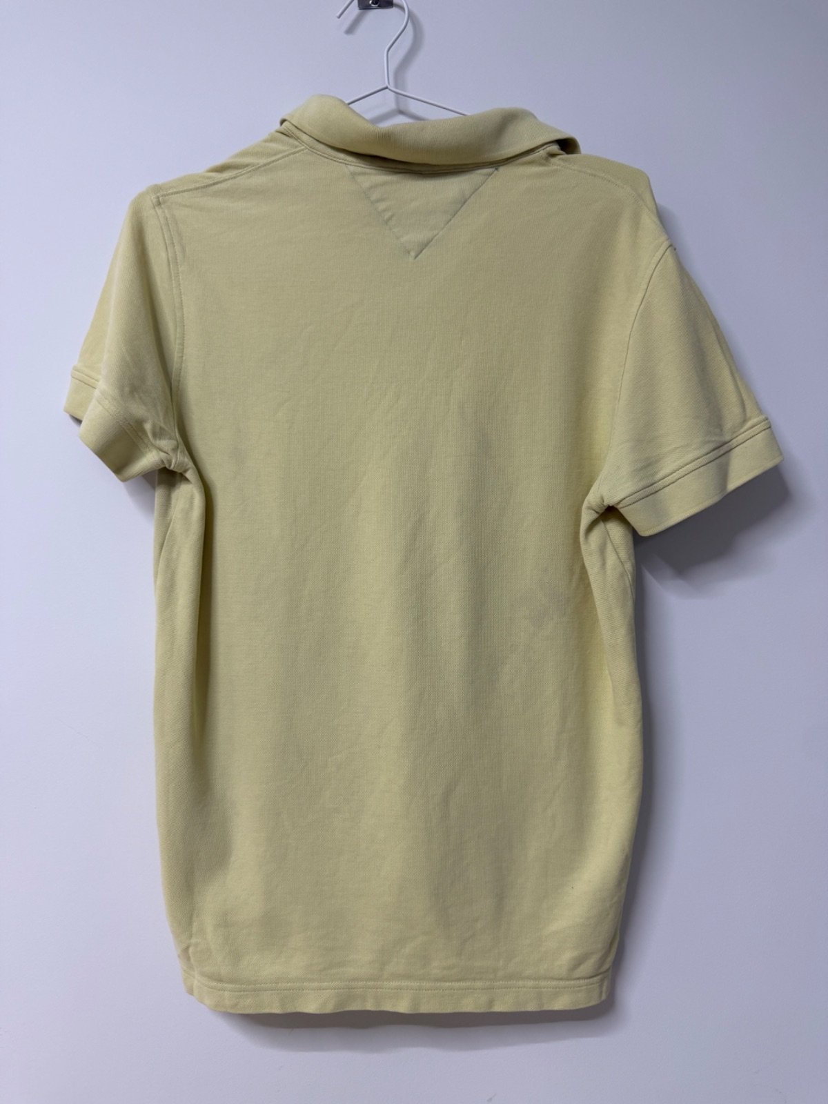 Tommy Hilfiger polo manga corta amarillo pastel piqué vintage — foto 4