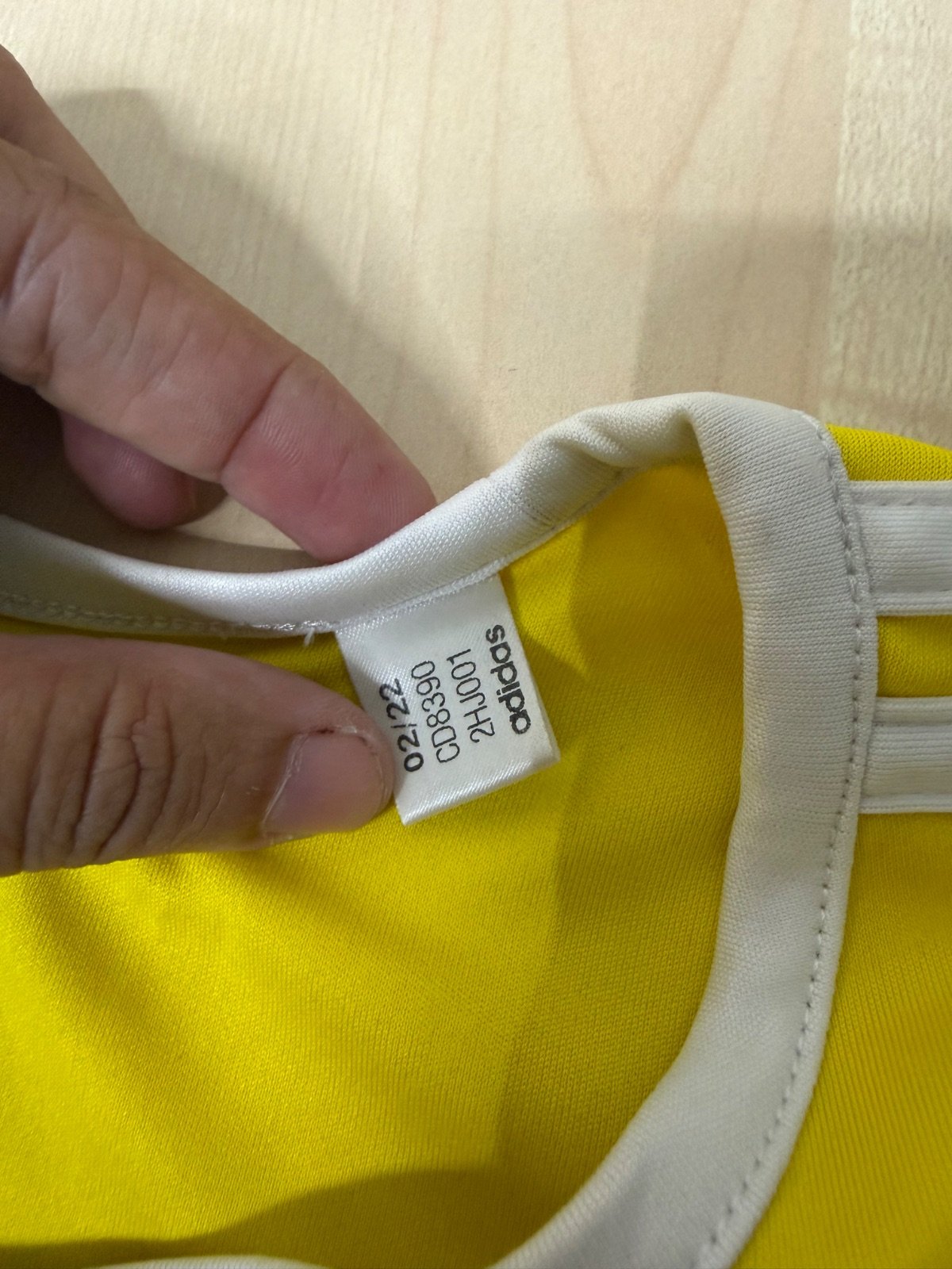 Adidas camiseta CD Valdefierro Talla XL Amarilla Aeroready Retro — foto 6