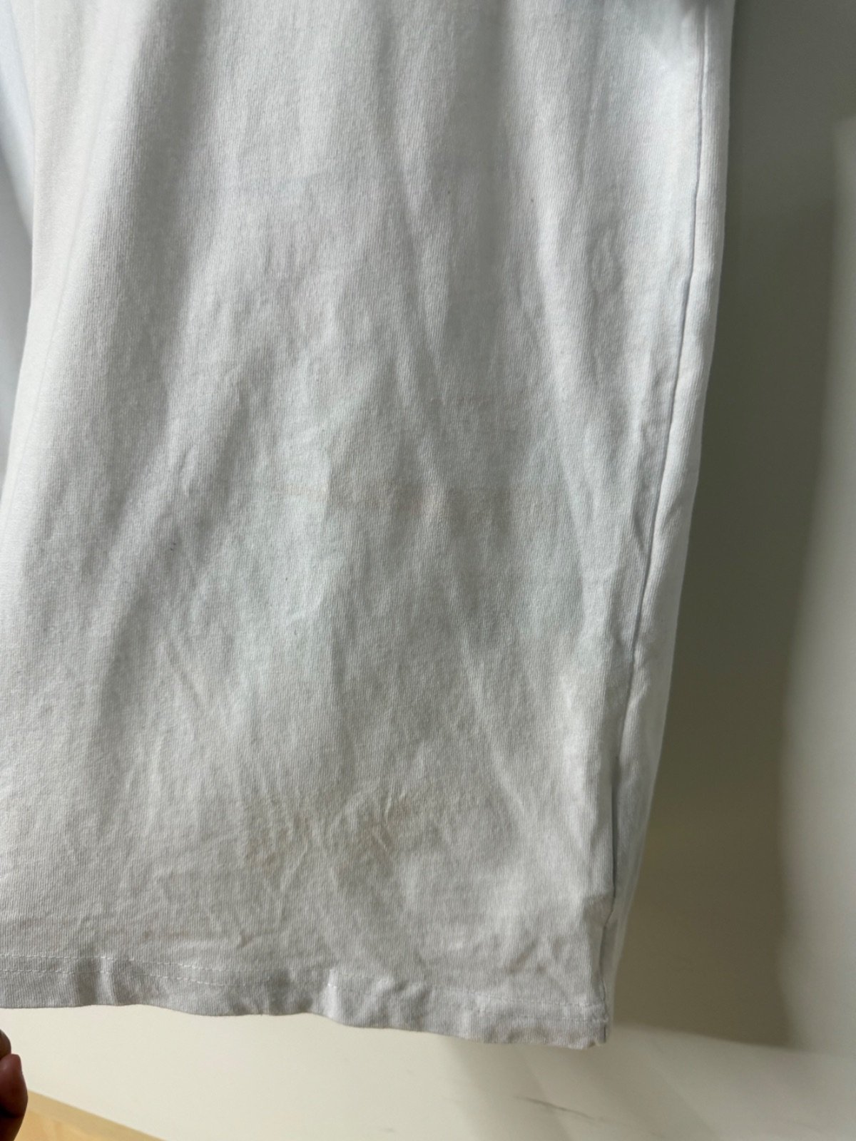 Stone Island camiseta blanca Talla L parche insignia streetwear — foto 2