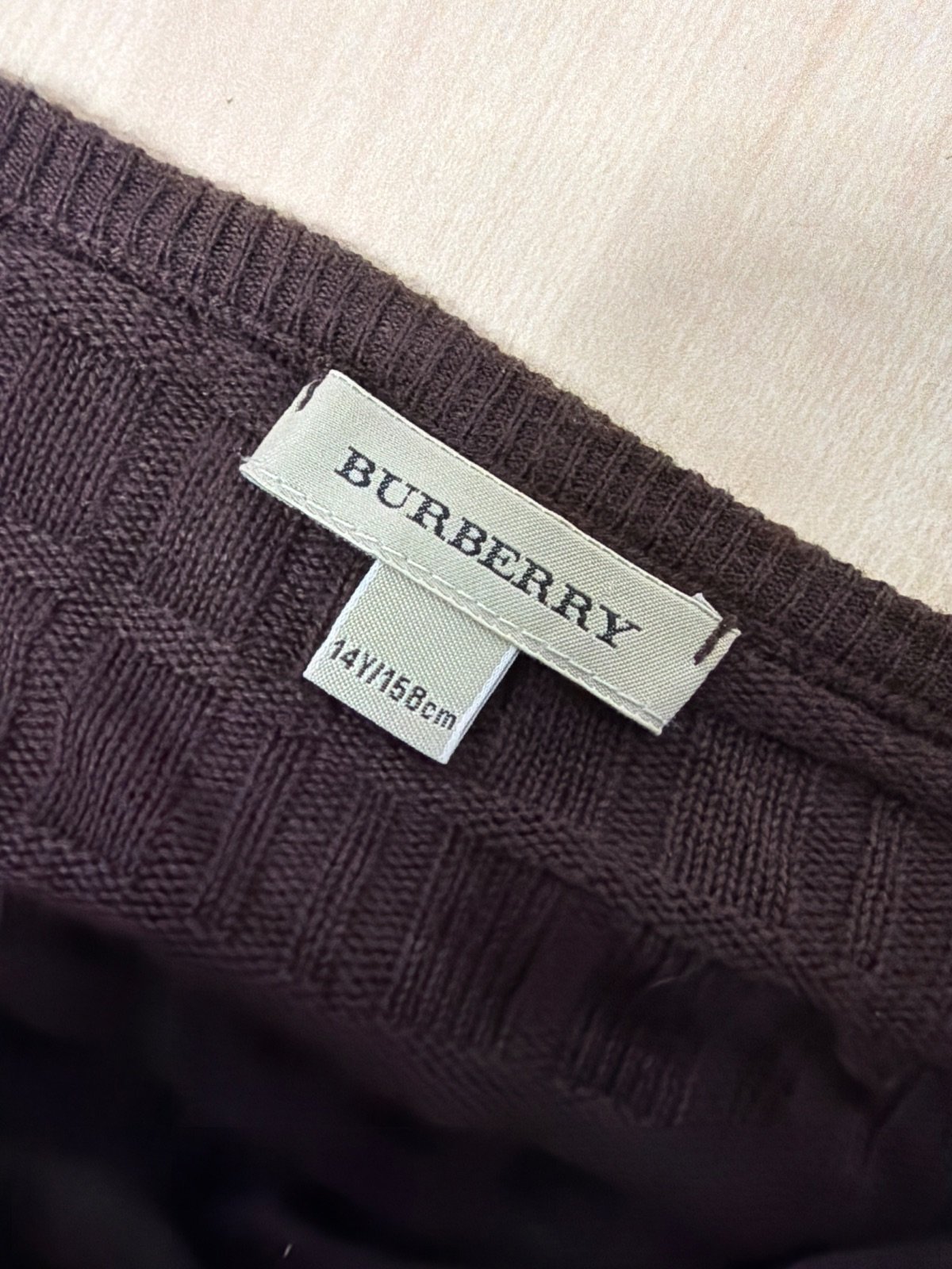 Burberry blusa punto niña 14 años 158cm marrón check — foto 3