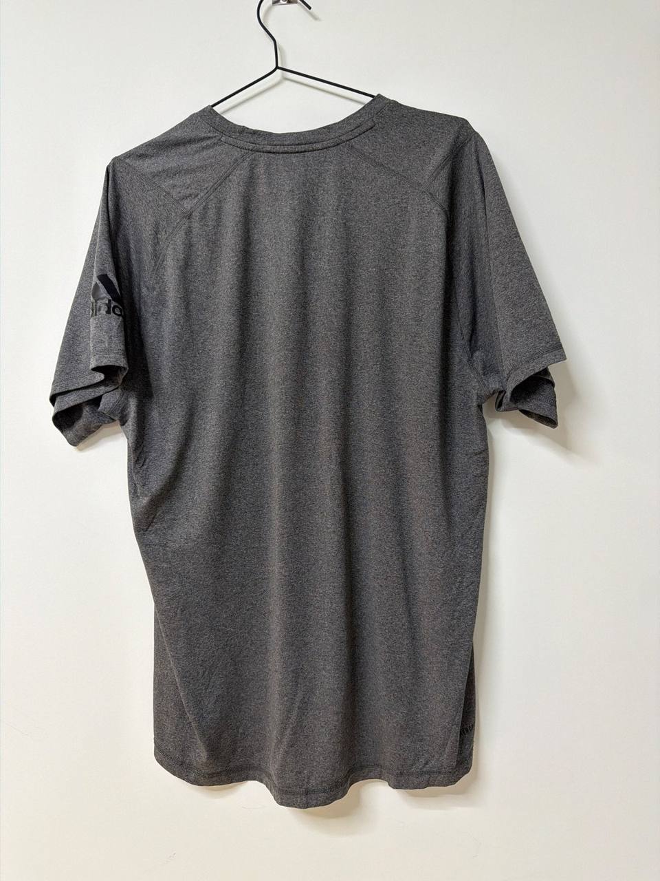Camiseta Adidas Climalite gris jaspeado manga corta deporte — foto 3