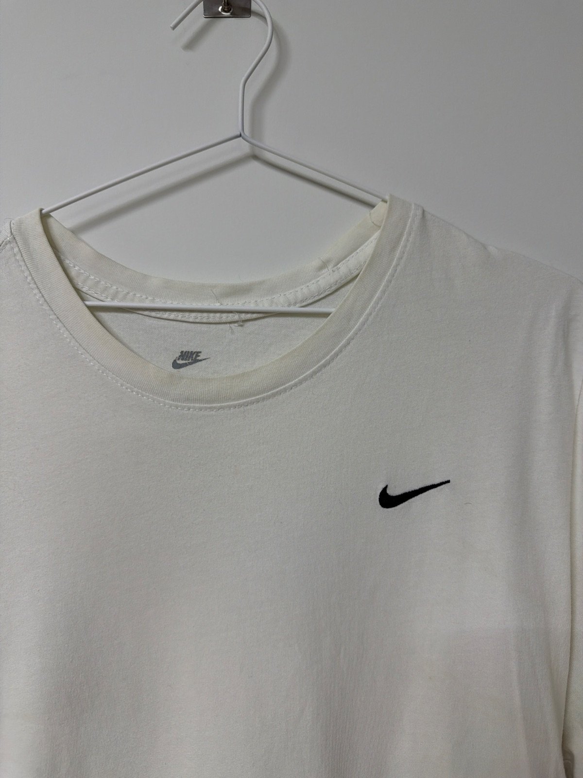 Nike Camiseta Blanca Logo Bordado Basica Casual Deporte — foto 2