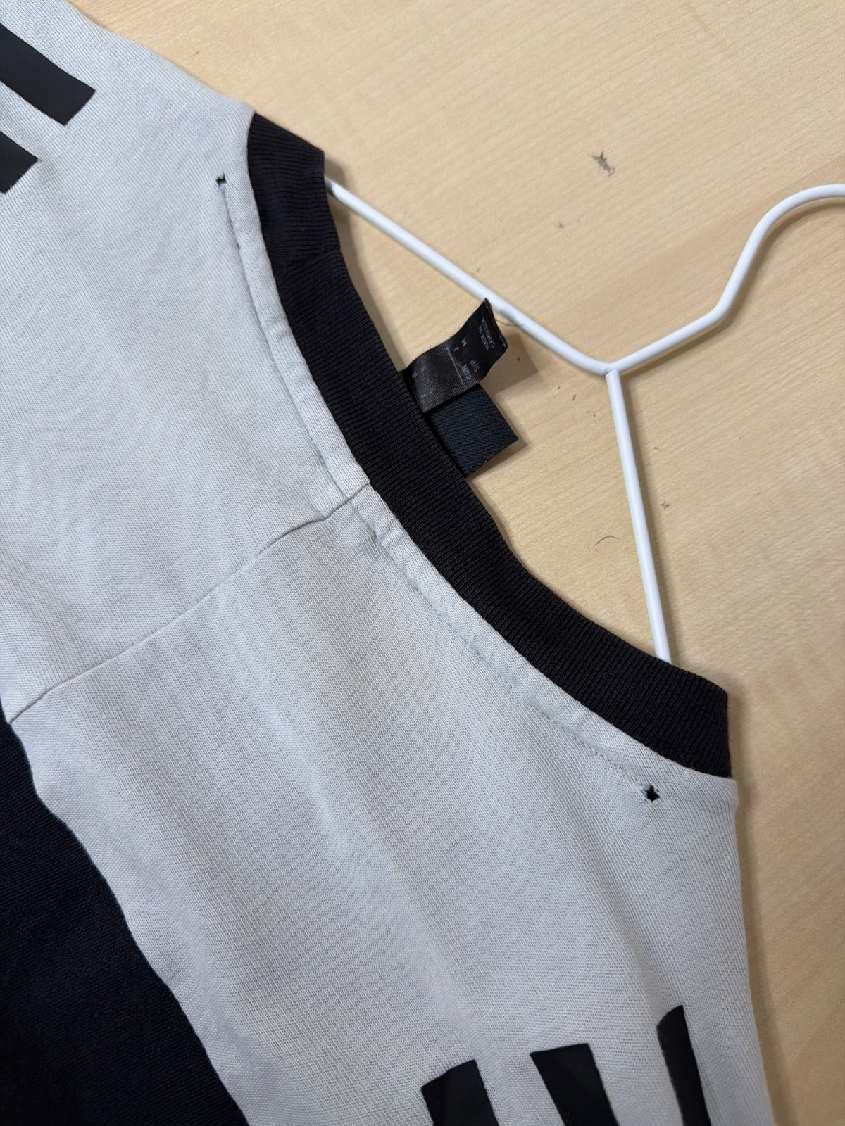 Camiseta Adidas 3 Franjas Negra Gris Streetwear Vintage — foto 4