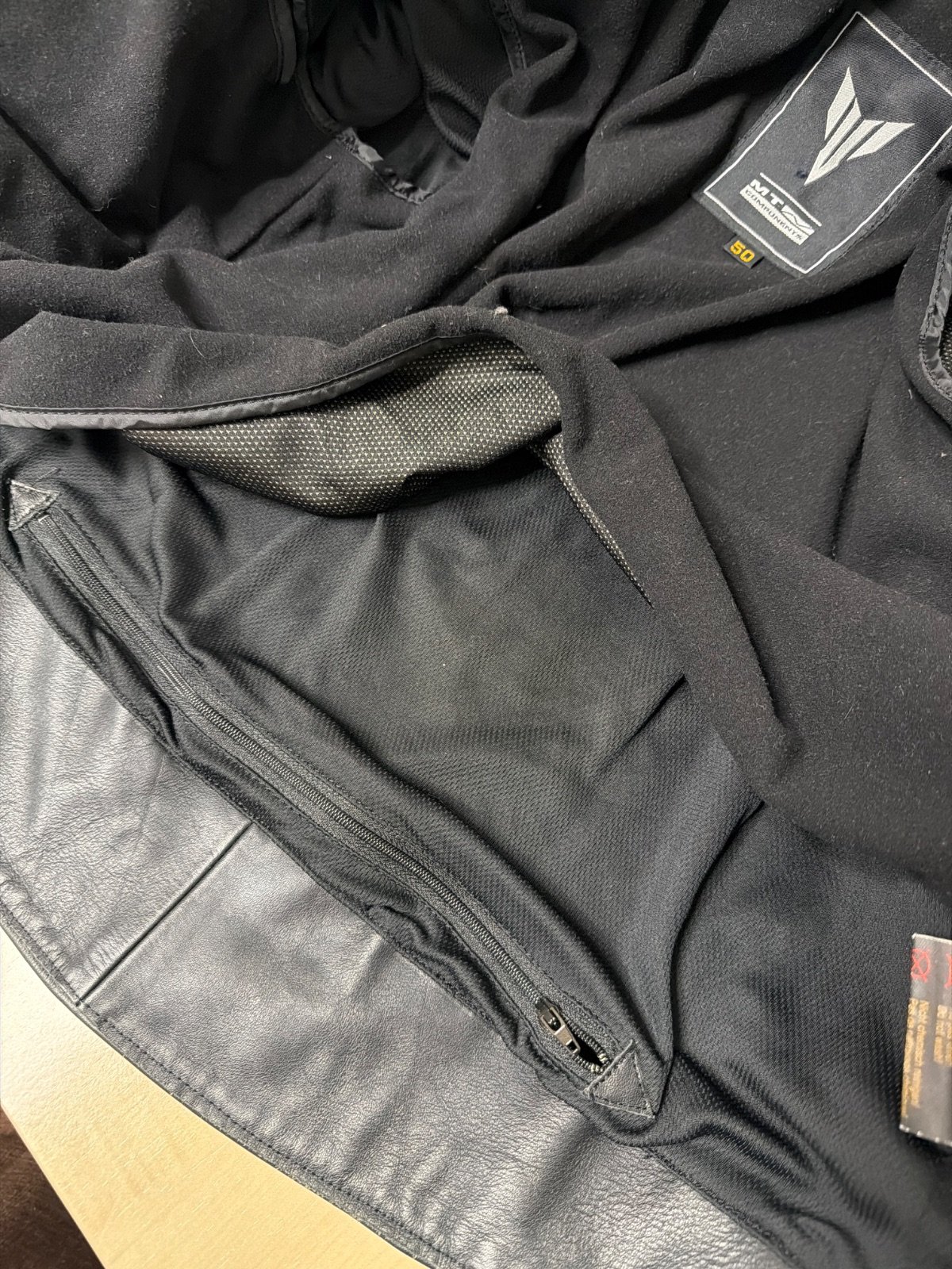 Cazadora moto piel negra talla 50 protección CE homologada — foto 7