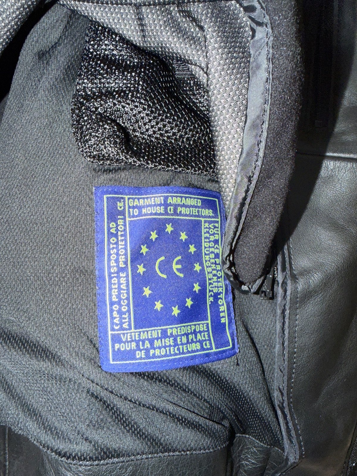 Cazadora moto piel negra talla 50 protección CE homologada — foto 5