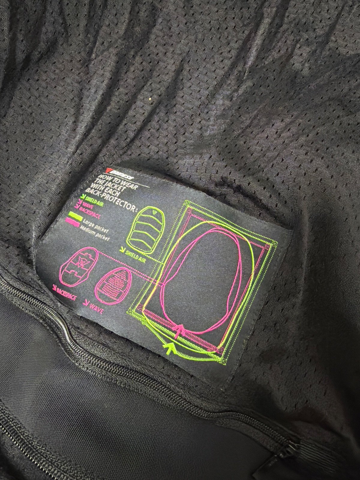 Dainese chaqueta moto negra talla 54 protección espalda — foto 2