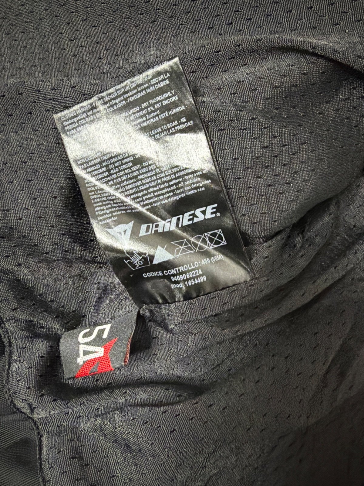 Dainese chaqueta moto negra talla 54 protección espalda — foto 3