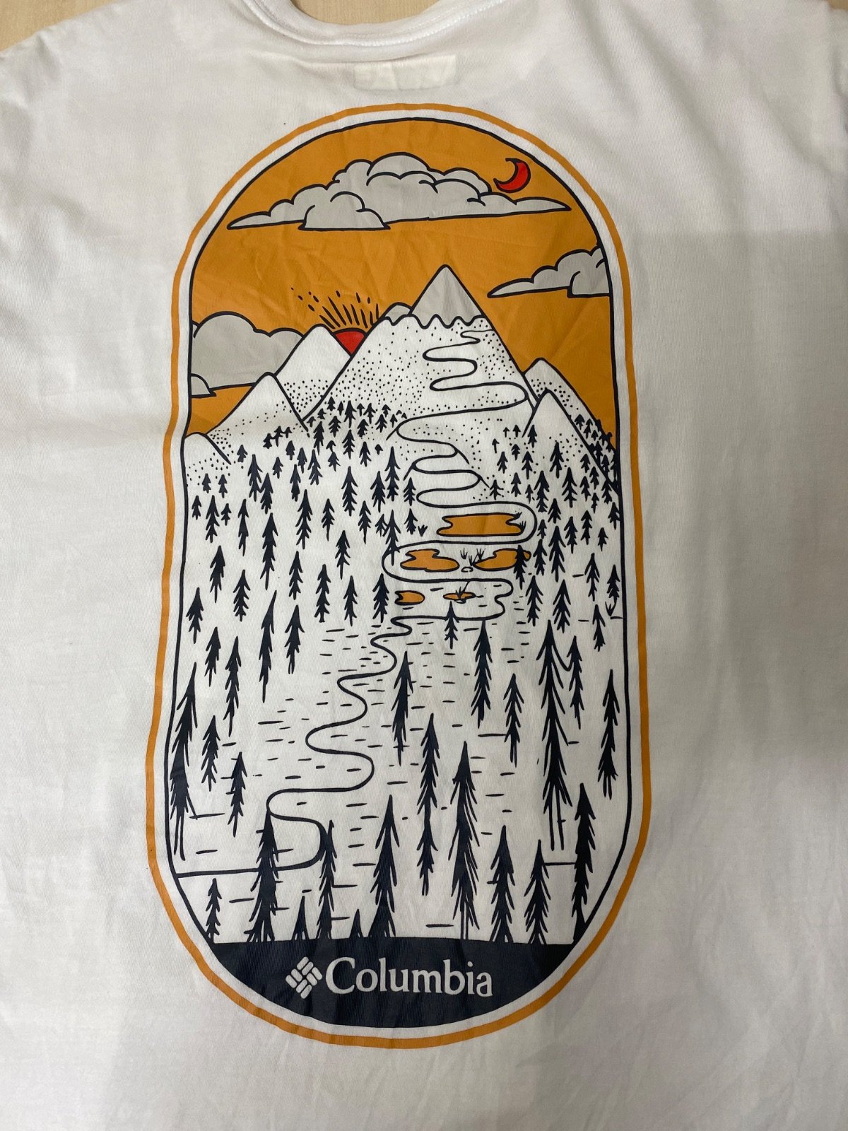Columbia Camiseta Blanco Roto Estampado Montañas Vintage Outdoor — foto 8