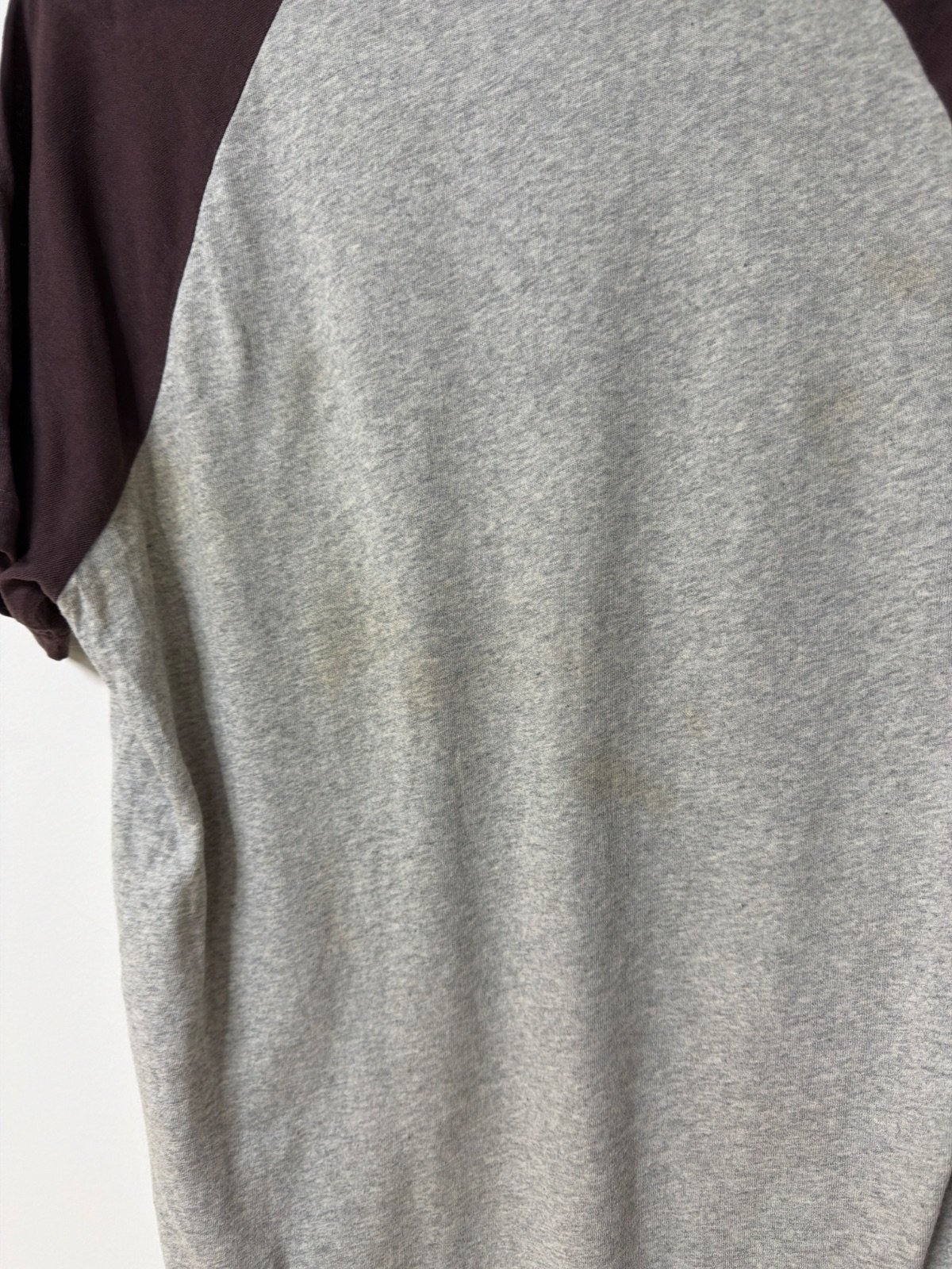 Champion camiseta manga corta raglán gris burdeos vintage — foto 3
