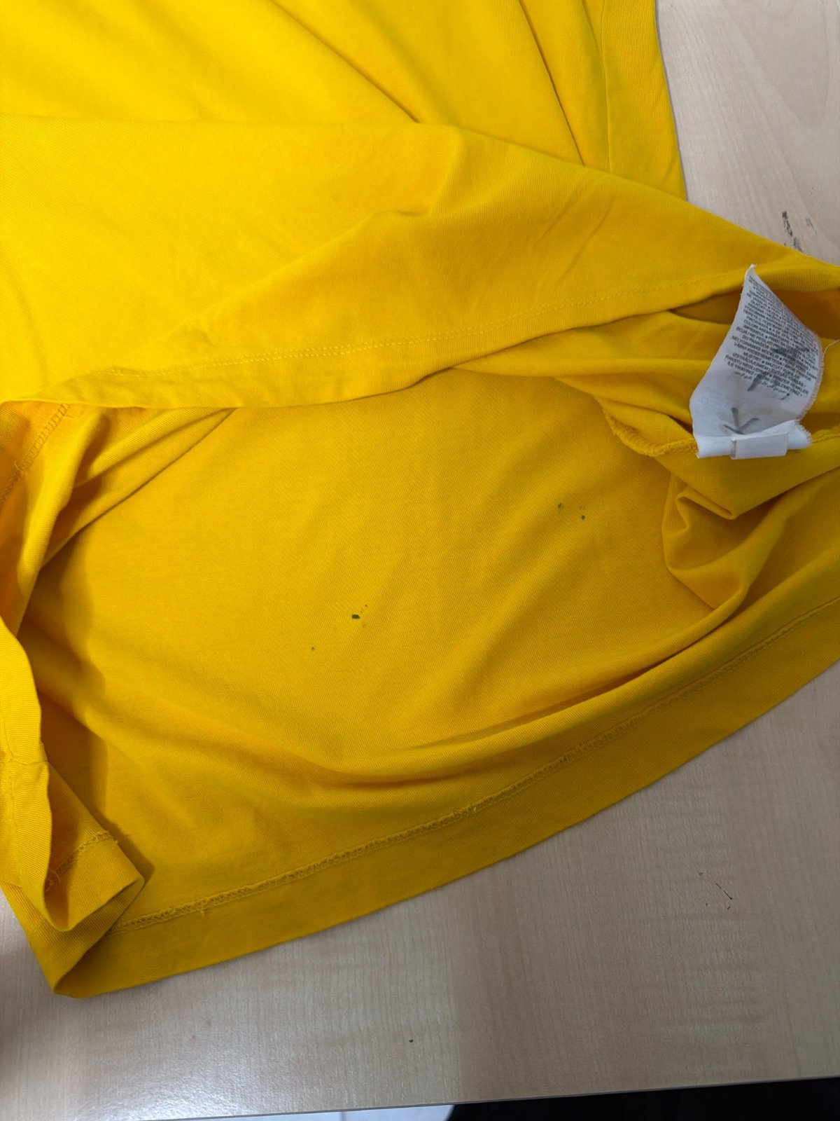 Camiseta Nike Amarilla Mostaza Manga Corta Básica Casual — foto 4
