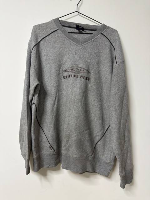 Umbro Sudadera Gris Cuello Pico Vintage Deportiva Retro