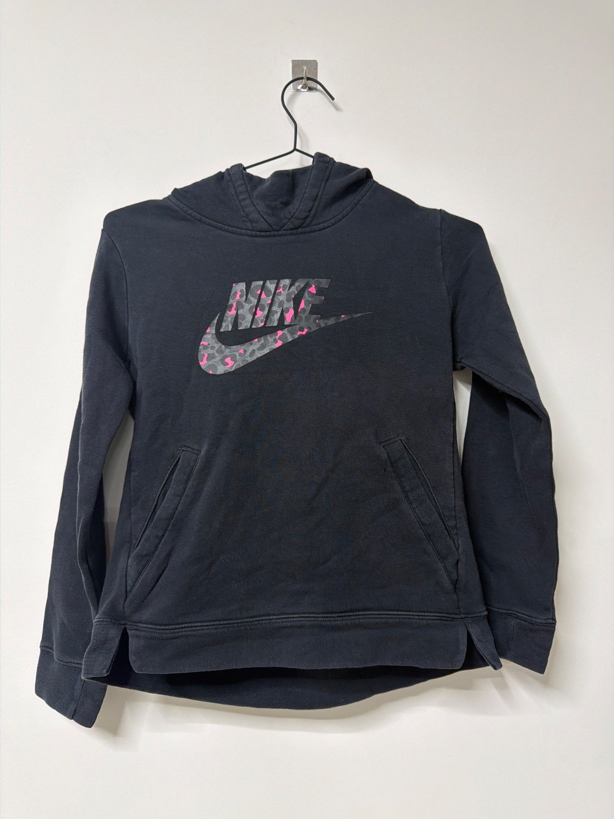 Nike sudadera capucha niña L 146-156 negro leopardo rosa