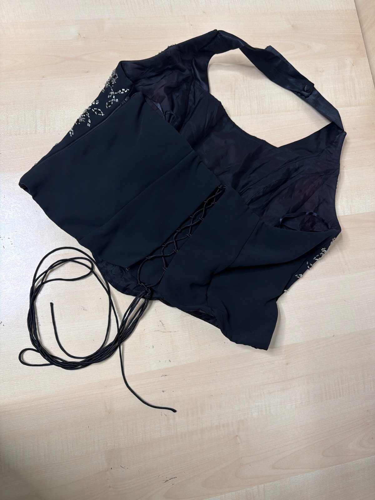 Corset negro gala bordado pedreria lentejuelas vintage glam — foto 3