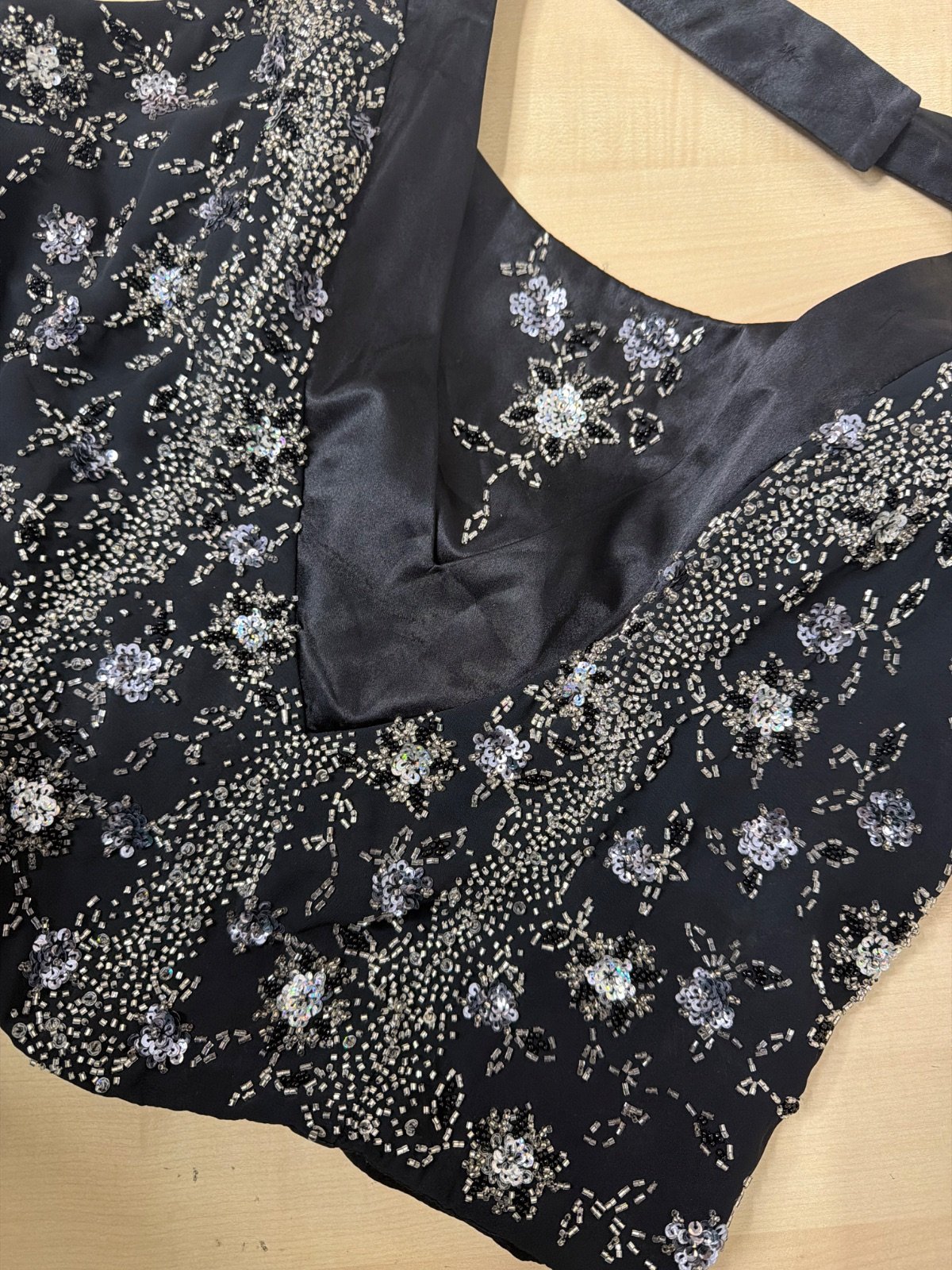 Corset negro gala bordado pedreria lentejuelas vintage glam — foto 2