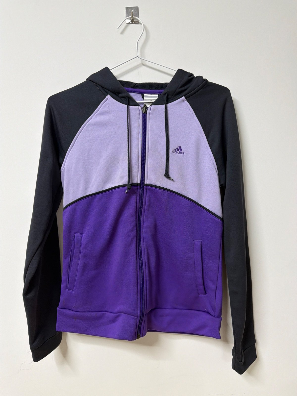 Adidas sudadera capucha L colorblock negro lila morado vintage
