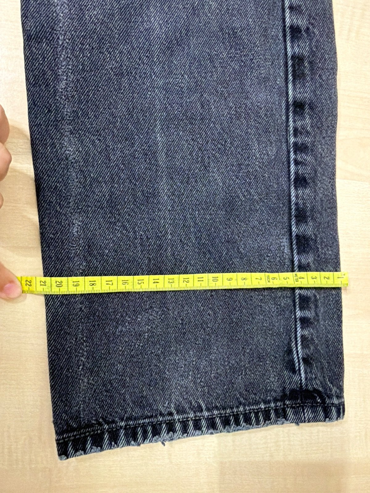 Levi's 501 vaquero negro gris W31 L30 vintage streetwear — foto 4