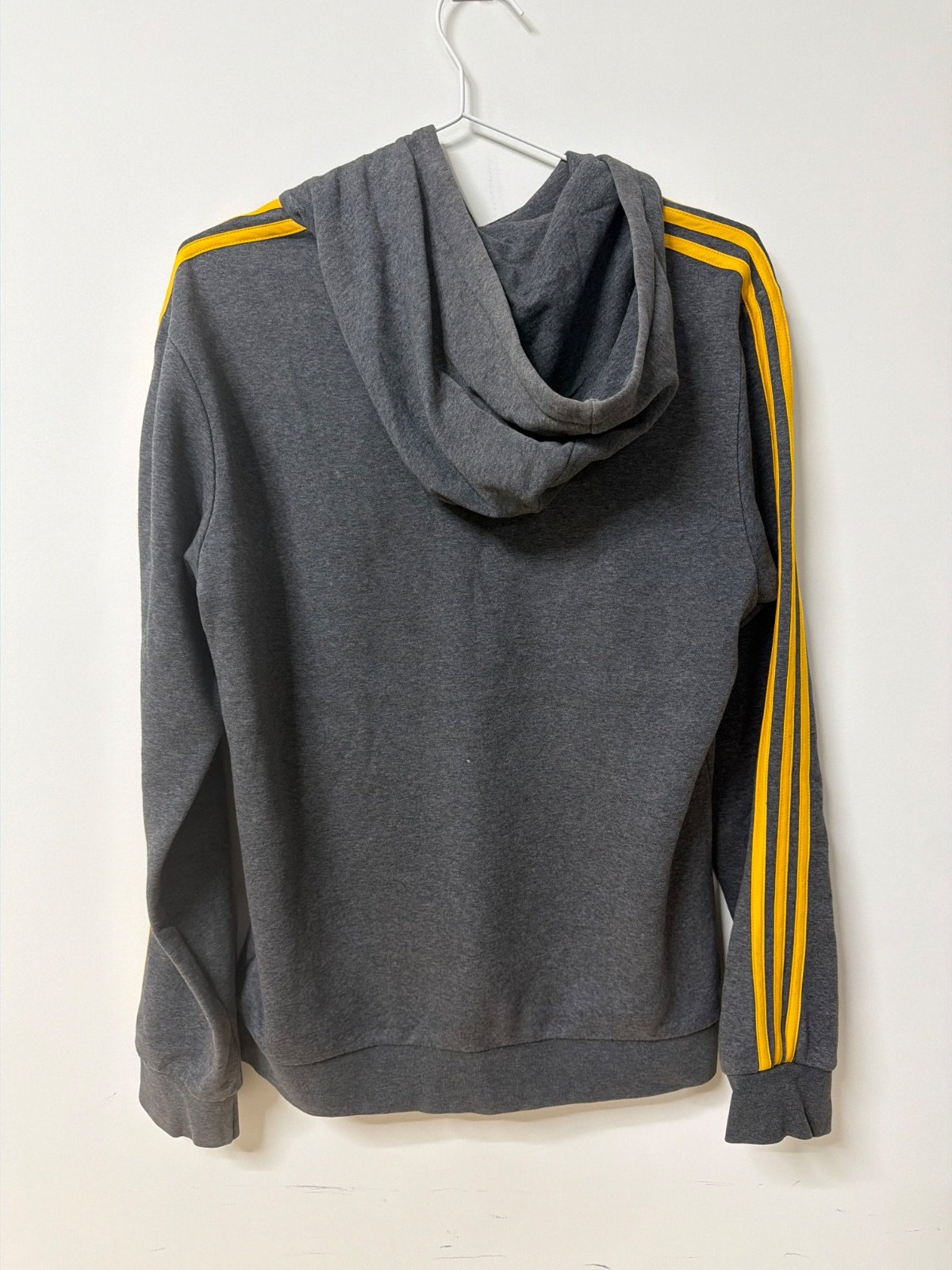 Sudadera Adidas capucha gris logo amarillo Streetwear Vintage — foto 3